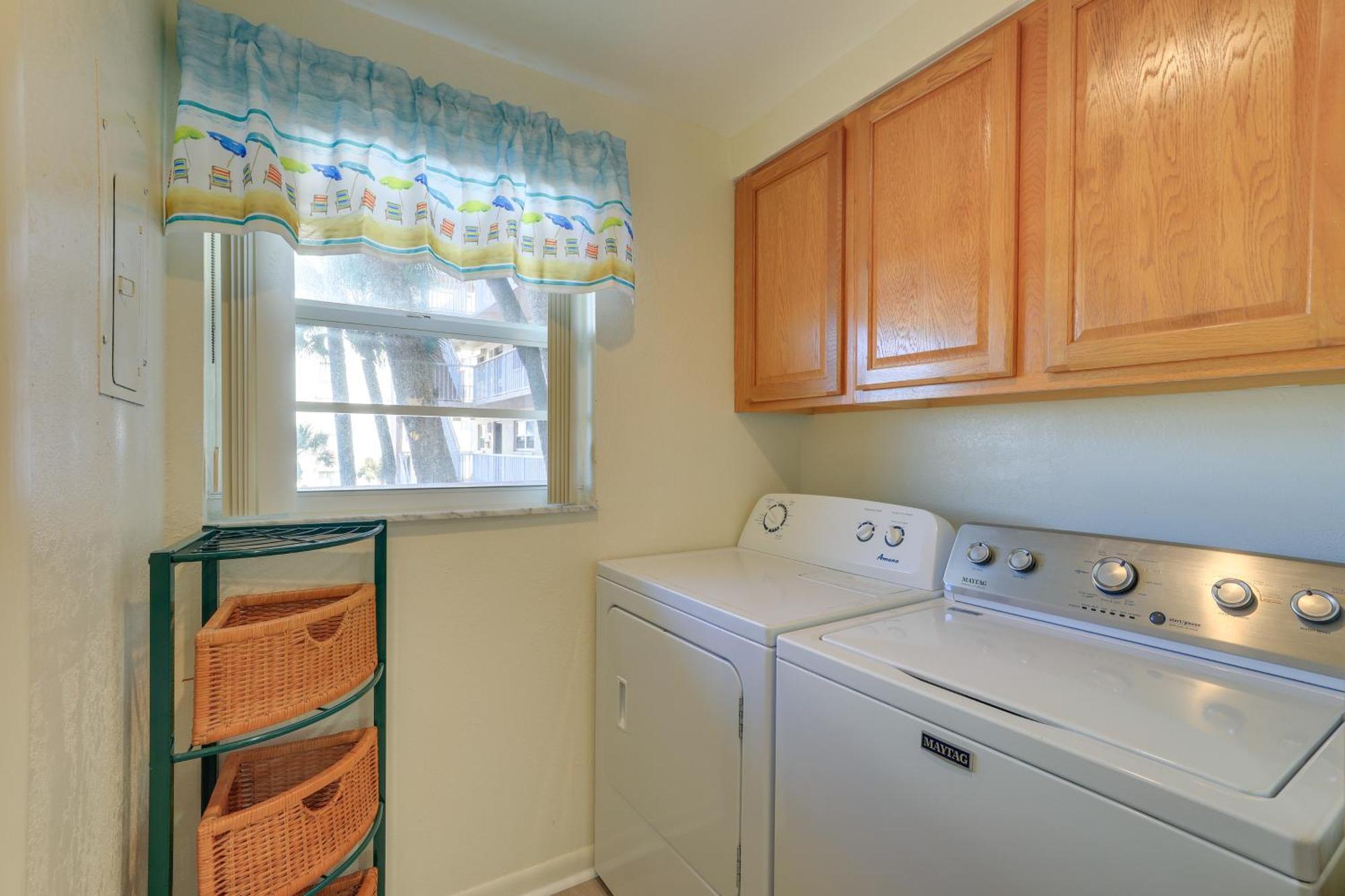 Central Cocoa Beach Condo With View, Steps To Beach! Exterior photo
