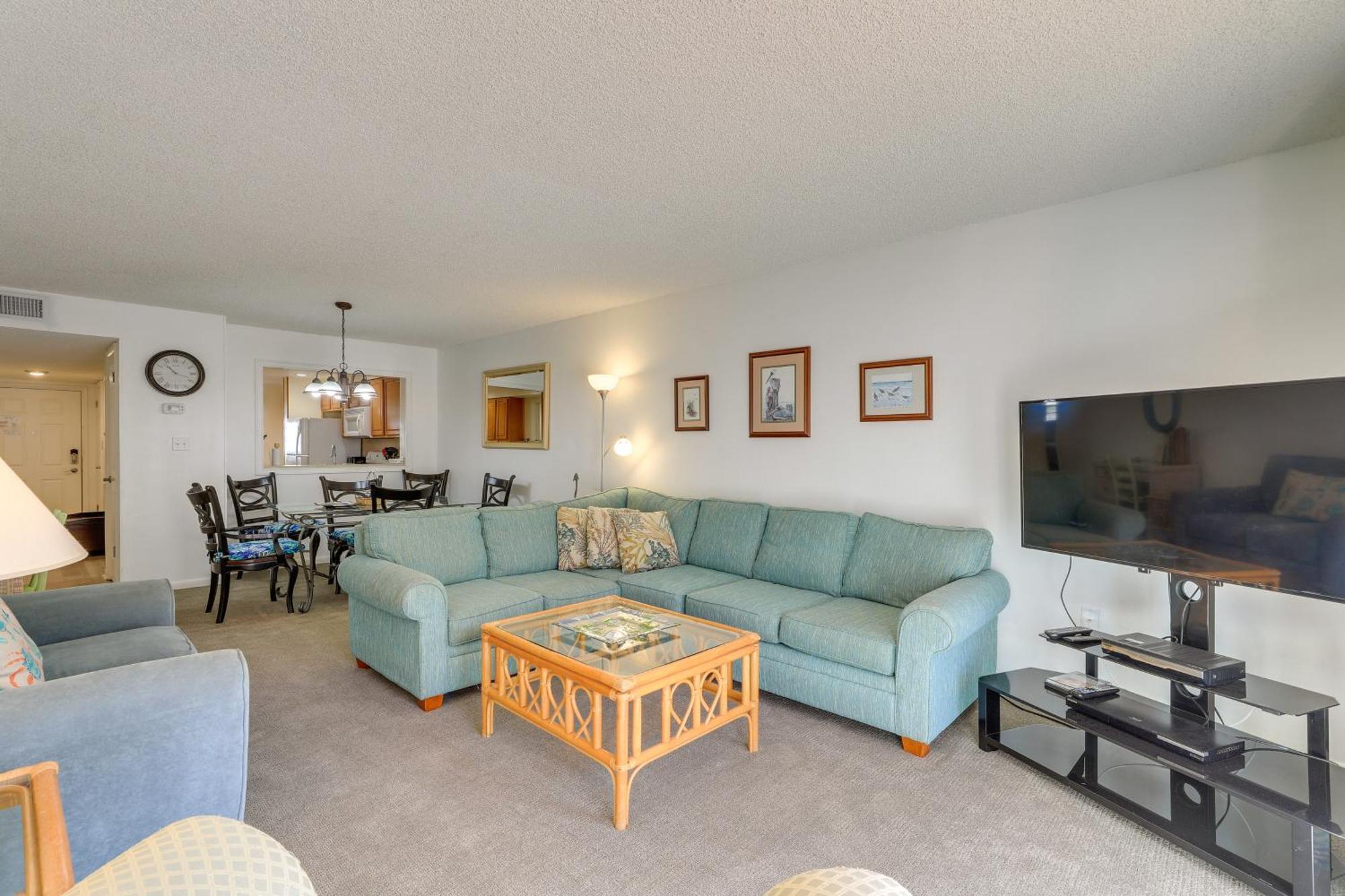 Central Cocoa Beach Condo With View, Steps To Beach! Exterior photo
